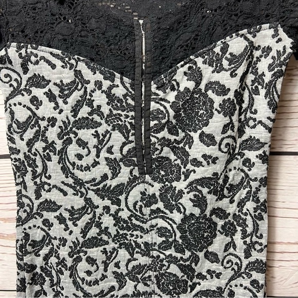 Free People Gray Knit Floral Lace Corset Front Dress - Picture 5 of 9